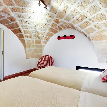 Castriota 19 & - Selection *